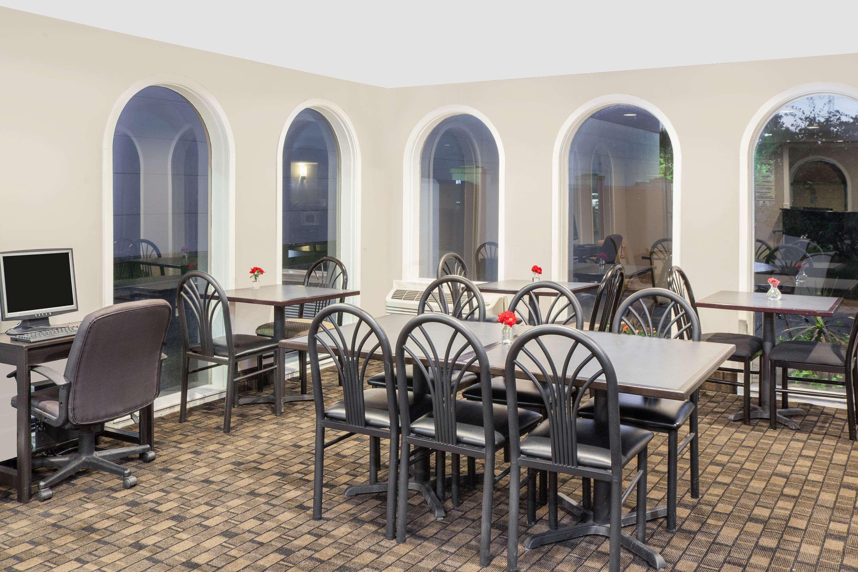Super 8 By Wyndham Morton Grove/Chicago Hotell Exteriör bild